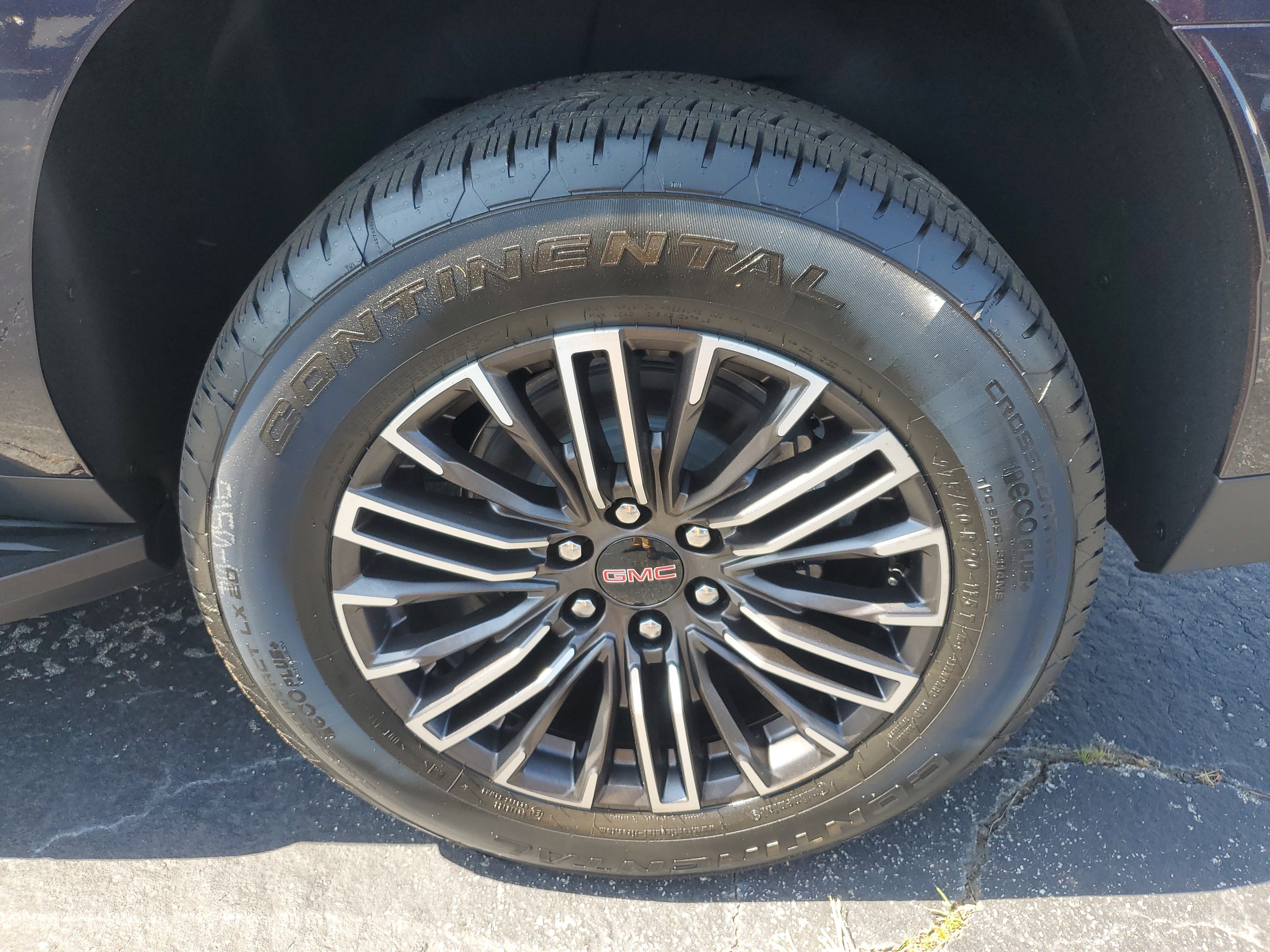 New 2025 GMC Yukon XL Elevation image 7