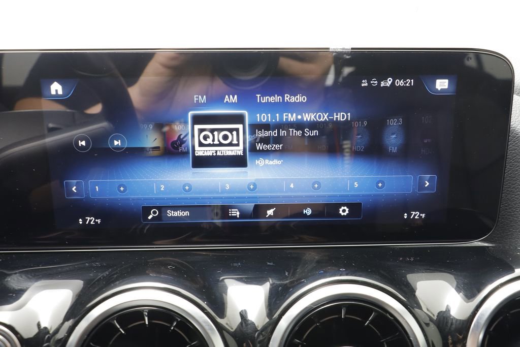 Used 2022 Mercedes-Benz GLA 250 4MATIC image 9