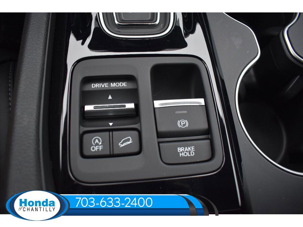 New 2026 Honda Pilot Touring image 18