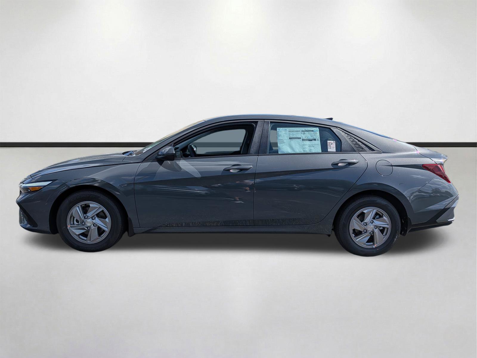 New 2026 Hyundai Elantra SE FWD image 7