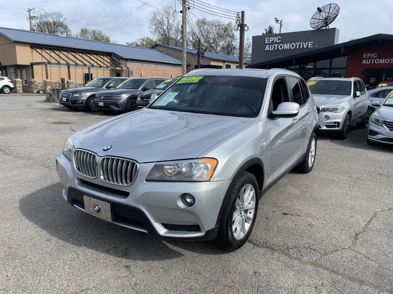 Used 2013 BMW X3 xDrive28i image 1