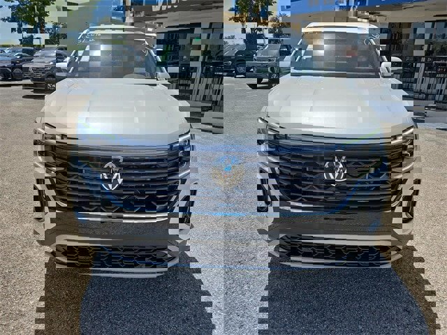 New 2026 Volkswagen Atlas Cross Sport SE image 2