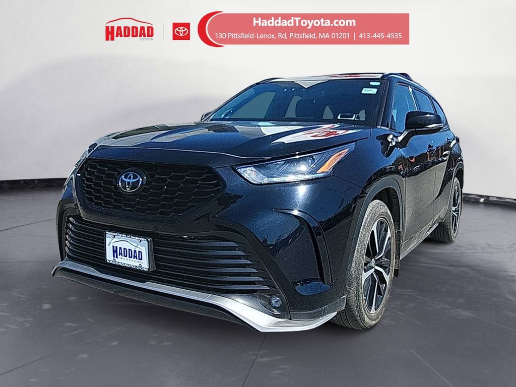 Used 2022 Toyota Highlander XSE image 1