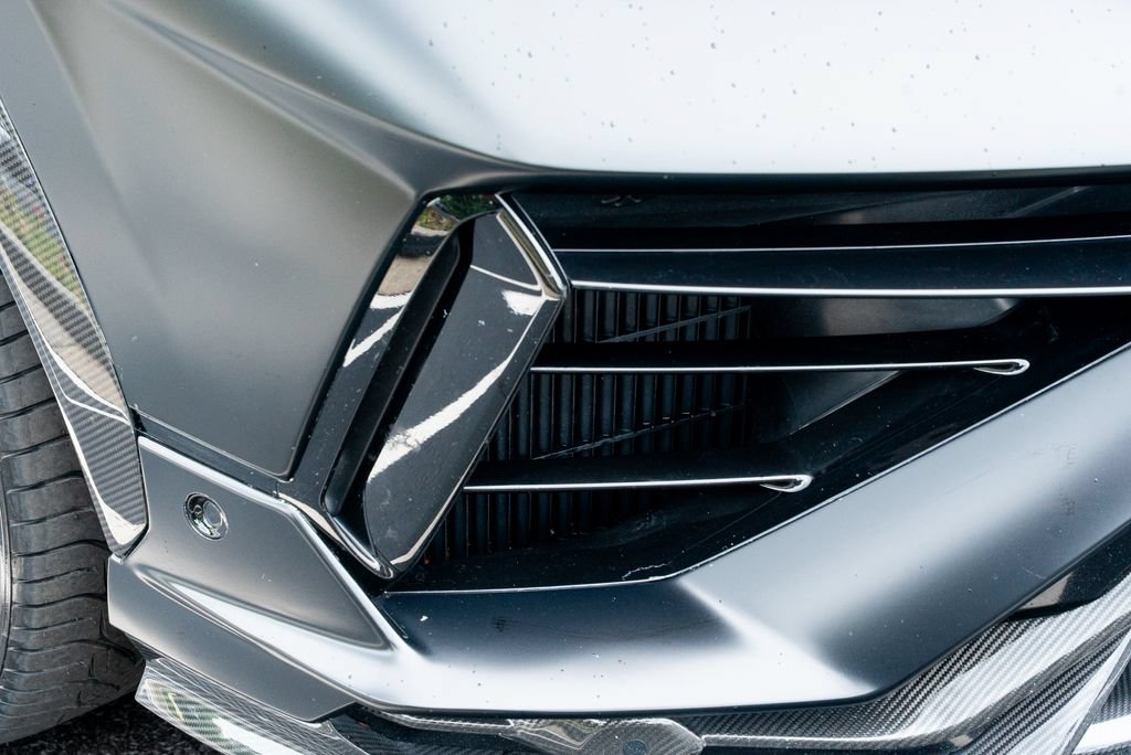Used 2024 Lamborghini Urus Performante AWD/4WD image 11