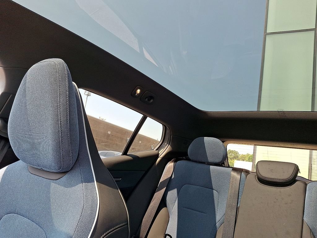 New 2025 Volvo EX30 Plus w/ Protection Package Premier AWD/4WD image 12