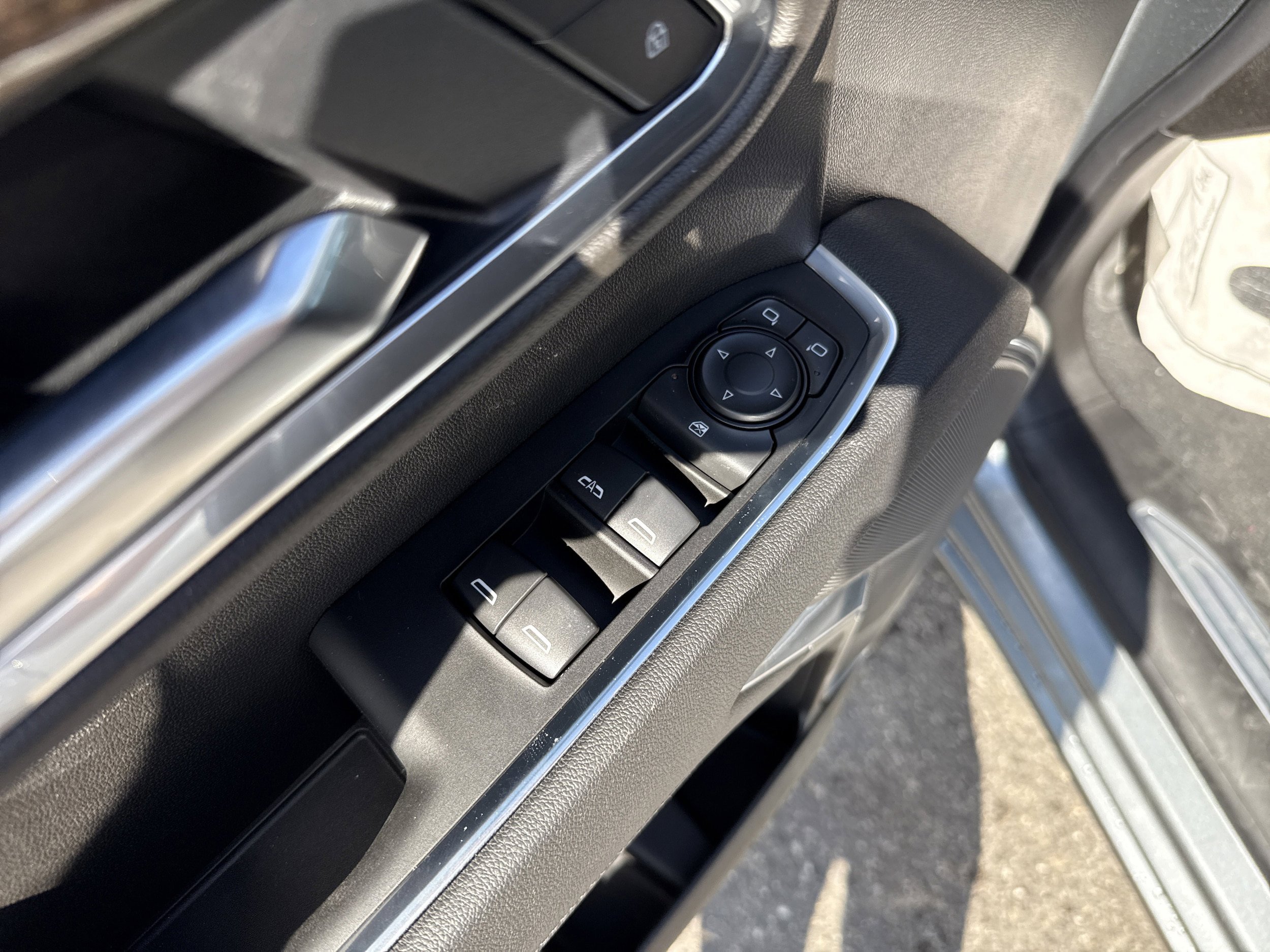 New 2026 Chevrolet Silverado 1500 LT w/ LPO, Dark Essentials Package image 13