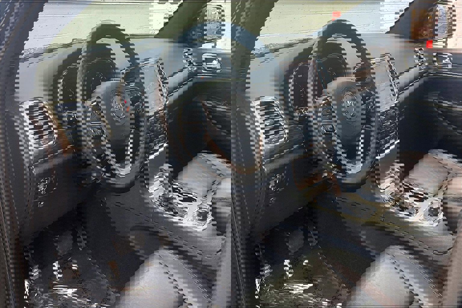 Used 2022 Jeep Grand Cherokee Limited w/ Trailer Tow Group IV image 18