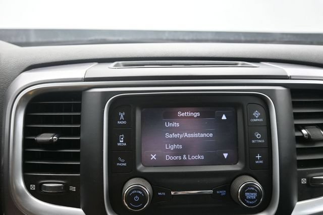 Used 2022 RAM 1500 Classic SLT AWD/4WD image 26