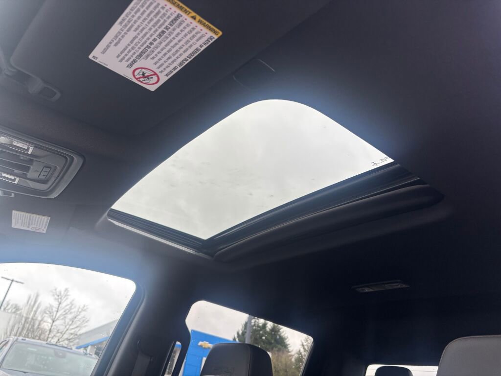 Used 2021 GMC Sierra 3500 AT4 w/ AT4 Premium Plus Package image 18