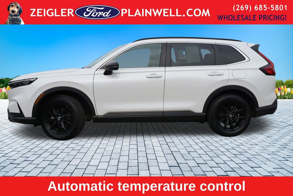 Used 2025 Honda CR-V Sport image 2