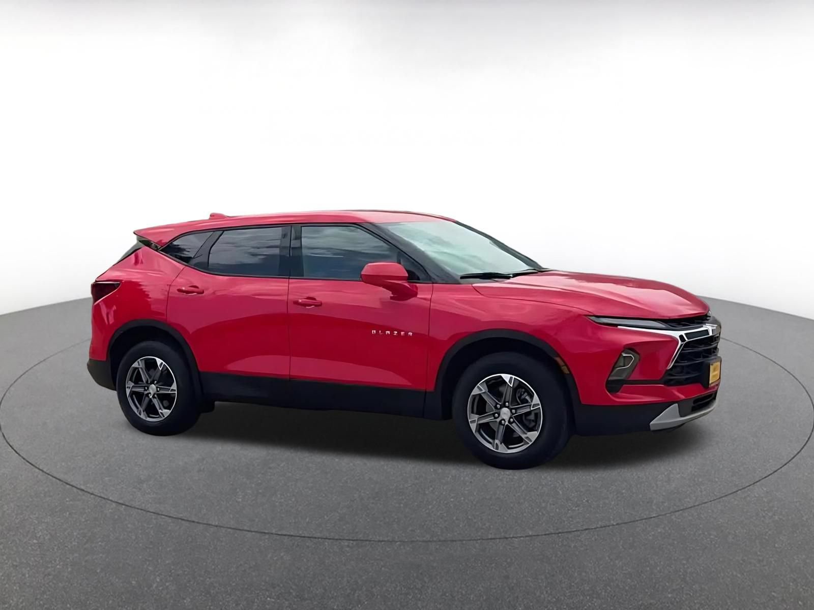 Used 2025 Chevrolet Blazer LT FWD video 2
