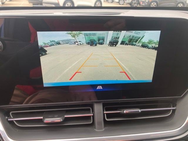Used 2024 Chevrolet Trax RS w/ Driver Confidence Package FWD image 20