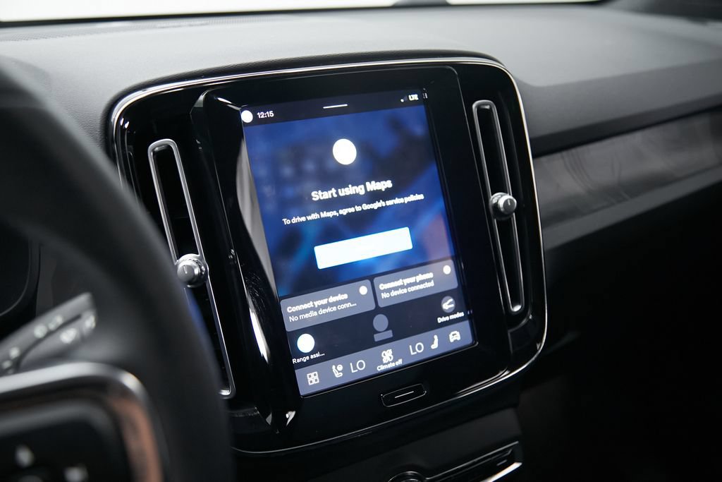 Certified 2023 Volvo C40 P8 Recharge Ultimate AWD/4WD image 14