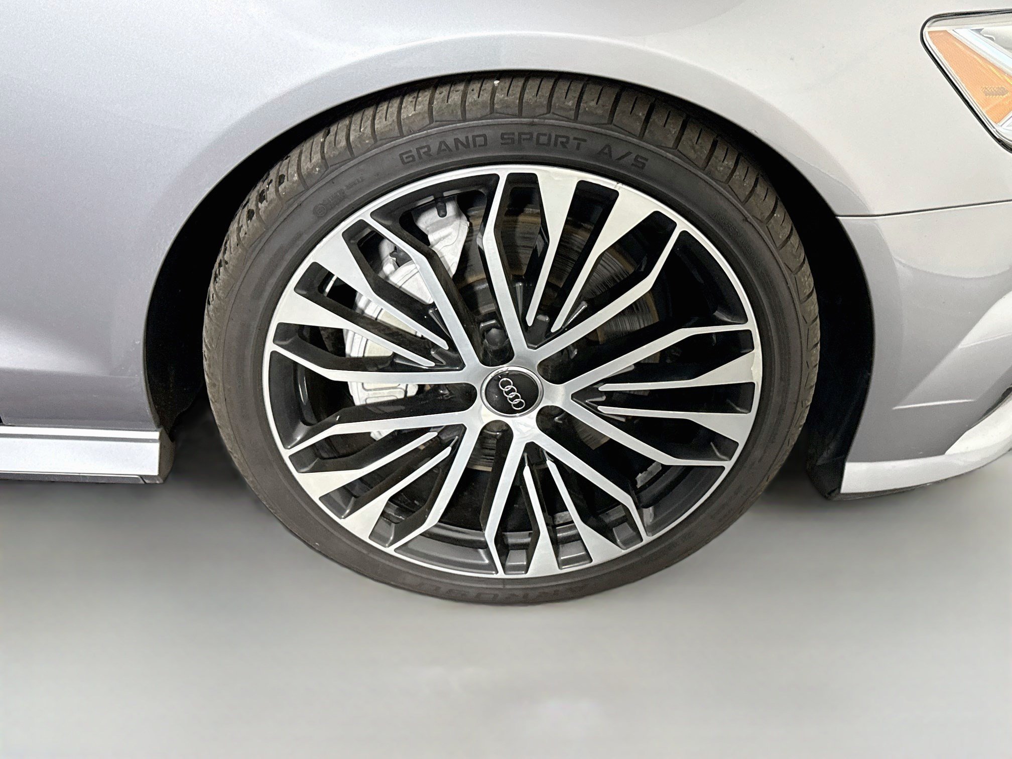 Used 2017 Audi A6 3.0T Premium Plus w/ Driver Assistance Package AWD/4WD image 32