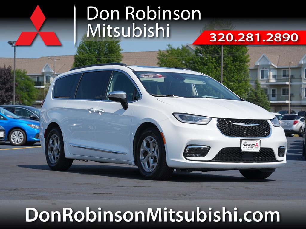 Used 2023 Chrysler Pacifica Limited