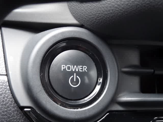 Used 2024 Toyota Crown AWD/4WD image 23