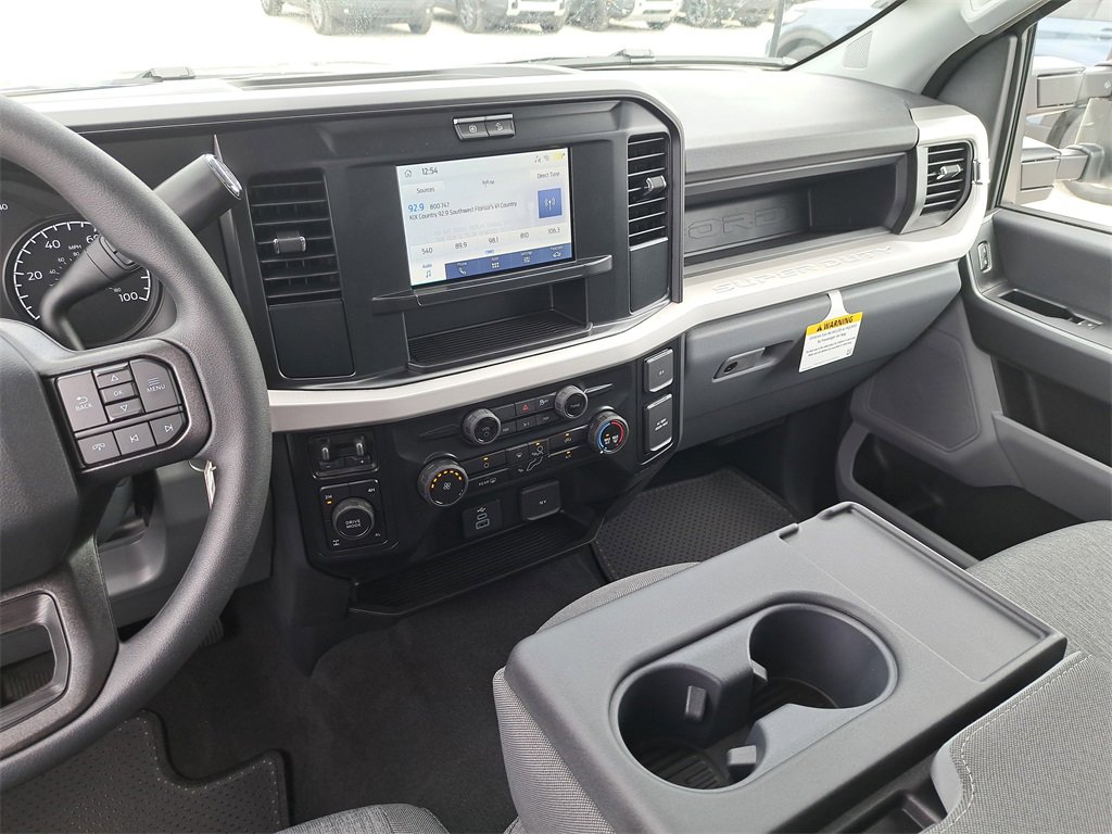 New 2026 Ford F350 4x4 Crew Cab Super Duty image 28