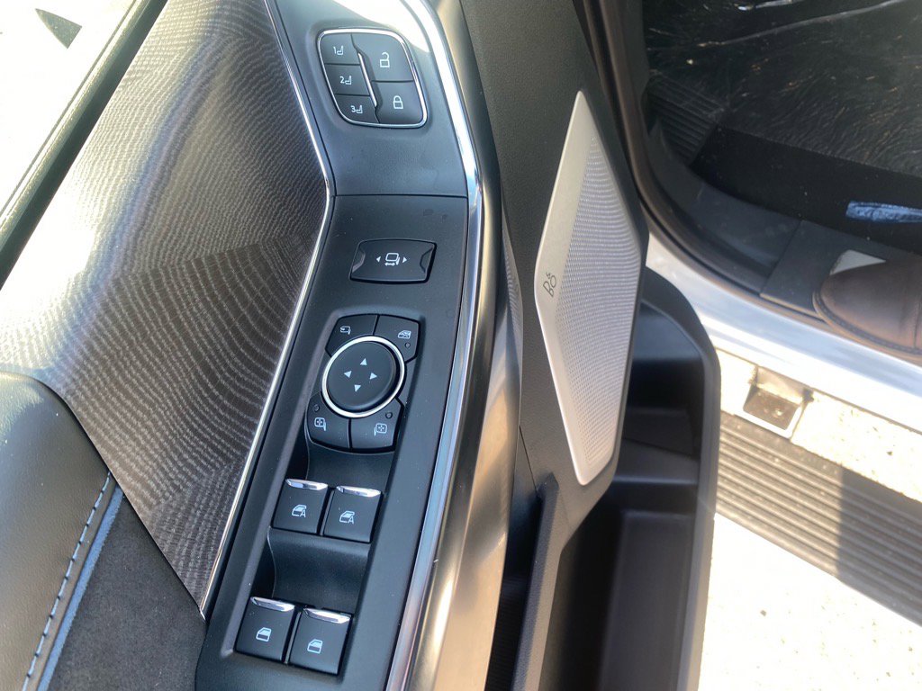 New 2025 Ford F250 Platinum image 37