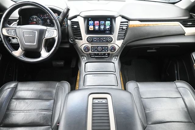 Used 2017 GMC Yukon XL Denali w/ Open Road Package AWD/4WD image 25