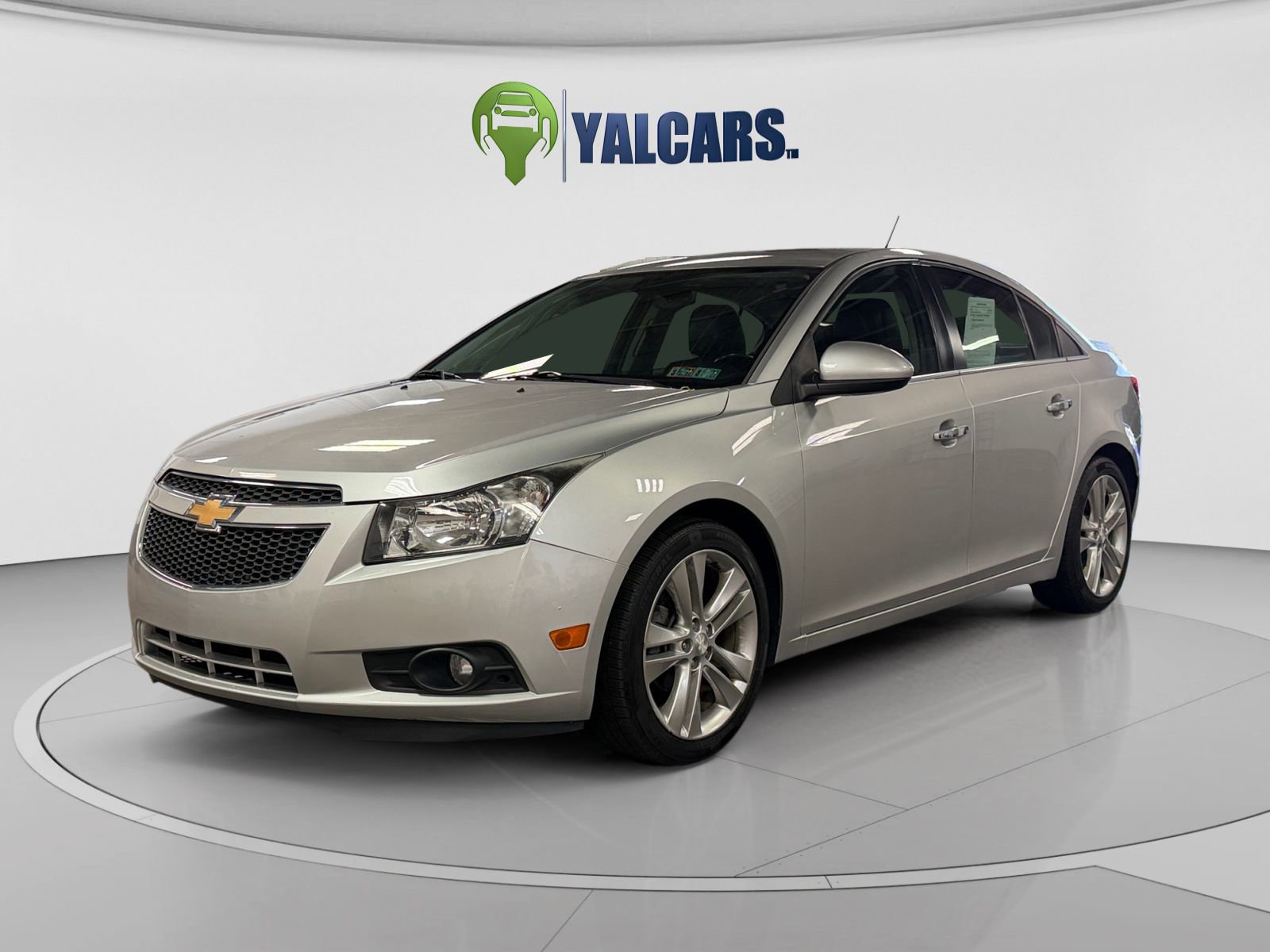 Used 2013 Chevrolet Cruze LTZ w/ Enhanced Safety Package FWD image 1