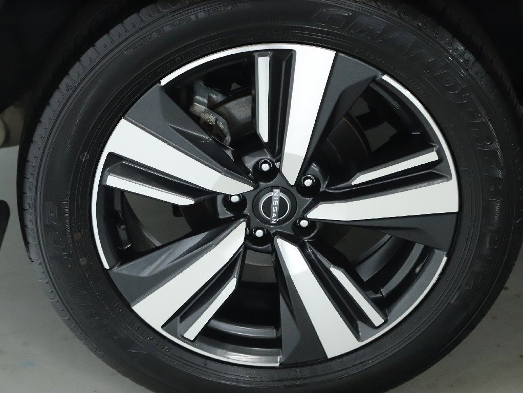 Certified 2024 Nissan Rogue SL image 12