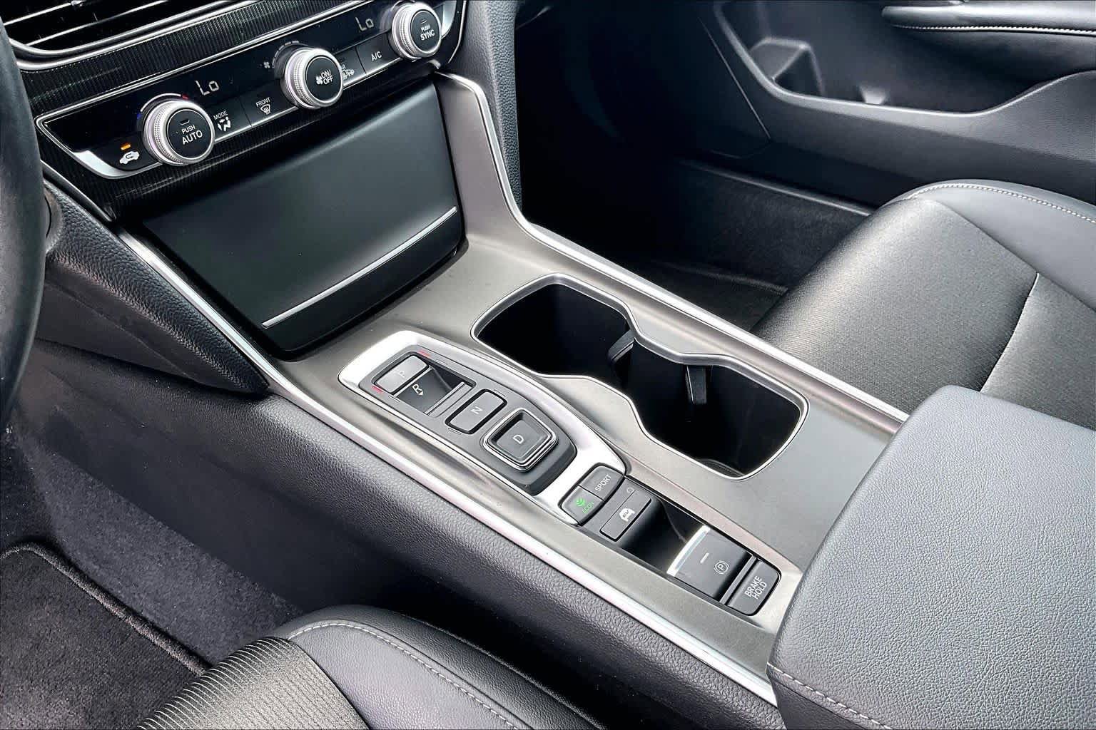 Used 2022 Honda Accord Sport image 15