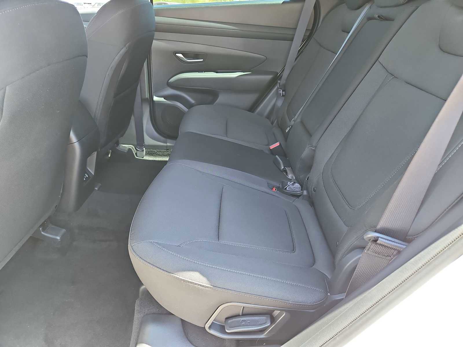 Certified 2026 Hyundai Tucson SE FWD image 18