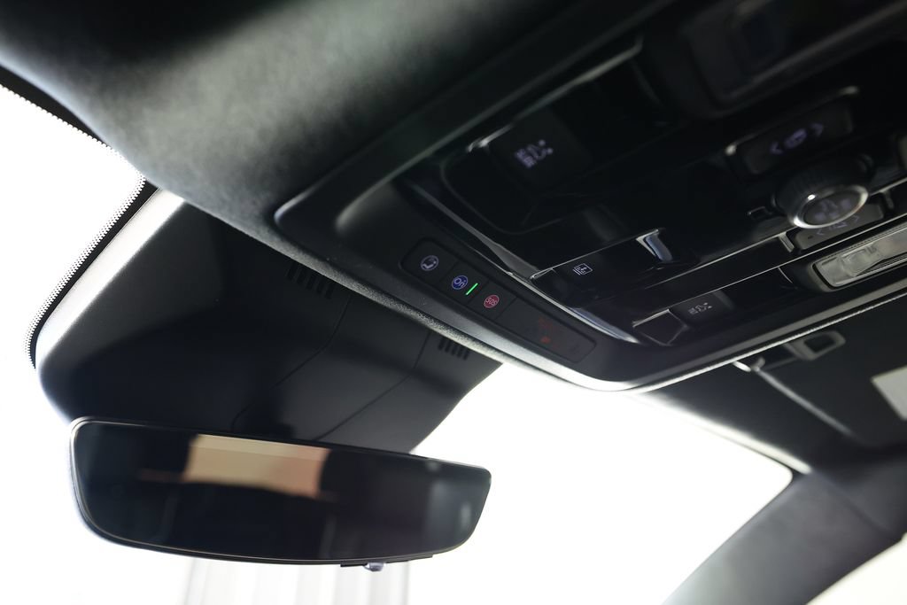 Used 2026 Cadillac Escalade V AWD/4WD image 38