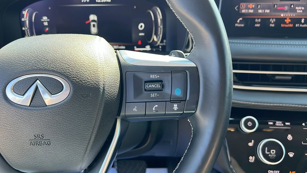 Used 2023 INFINITI QX60 Sensory w/ Vision Package image 19