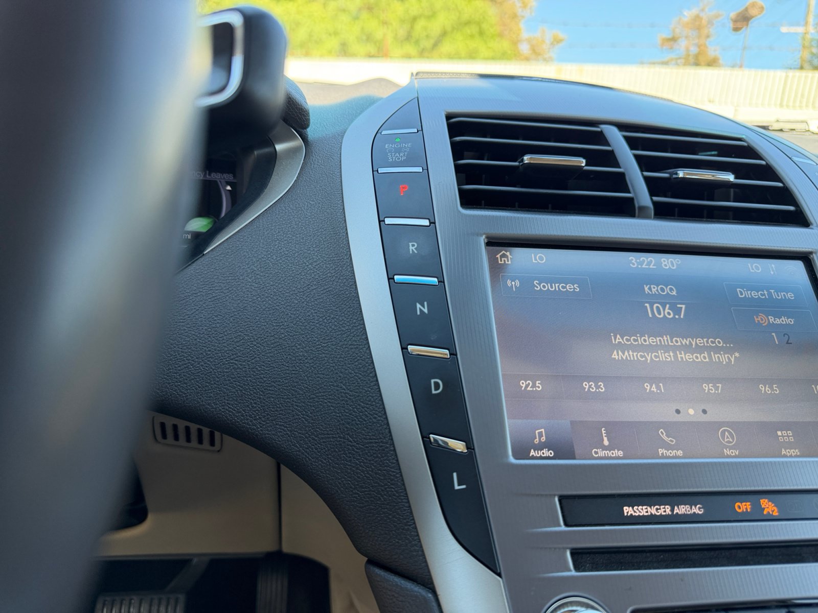 Used 2020 Lincoln MKZ Reserve w/ Luxury Package FWD image 18