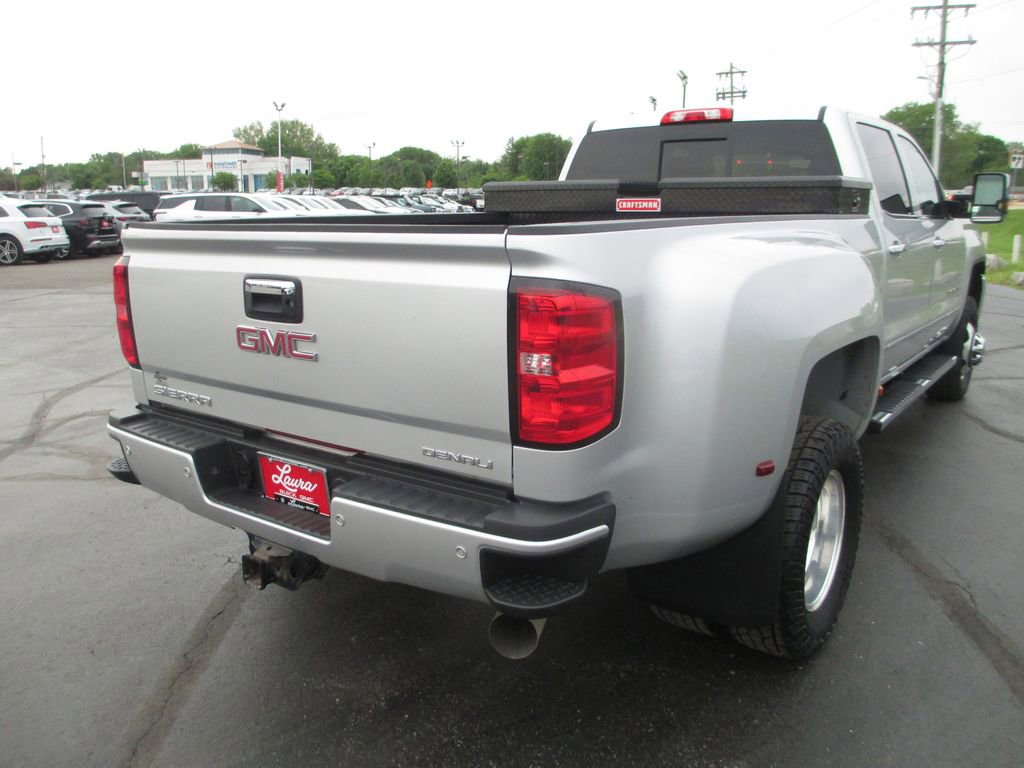 Used 2017 GMC Sierra 3500 Denali w/ Duramax Plus Package AWD/4WD image 4