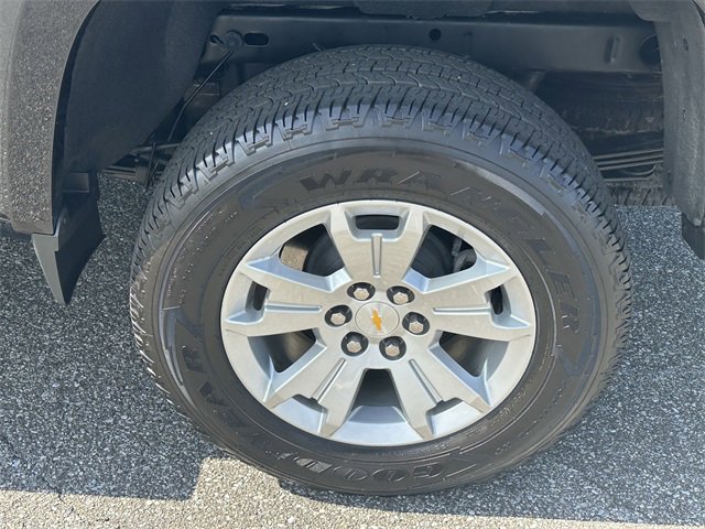 Used 2022 Chevrolet Colorado LT w/ LT Convenience Package image 19