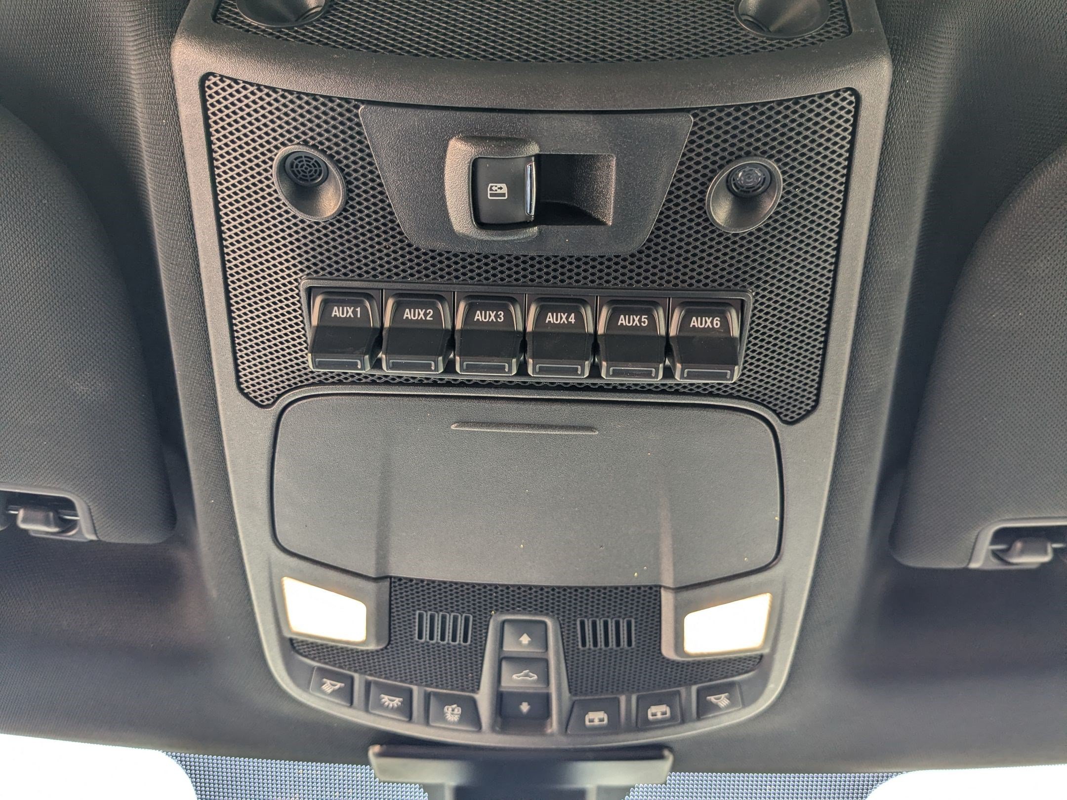 Used 2018 Ford F250 Platinum w/ Platinum Ultimate Package AWD/4WD image 34