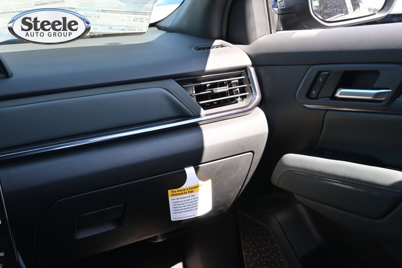 New 2026 GMC Terrain AT4 w/ Convenience Package III AWD/4WD image 8