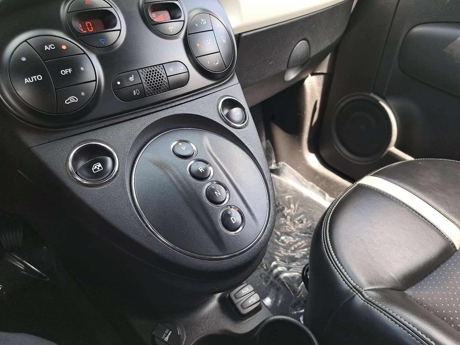 Used 2018 FIAT 500 e w/ Esport Package FWD image 25