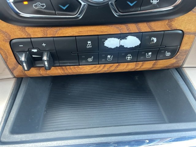 Used 2014 RAM 3500 Laramie Longhorn image 28