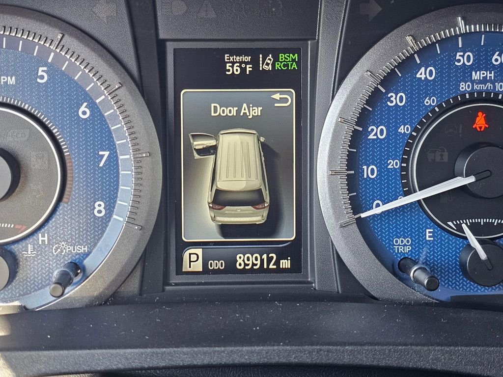 Used 2019 Toyota Sienna Limited Premium image 29