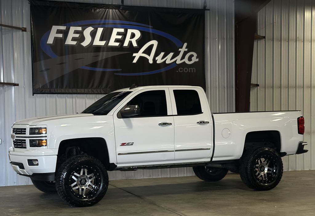 Used 2015 Chevrolet Silverado 1500 LT w/ Custom Sport Edition image 23