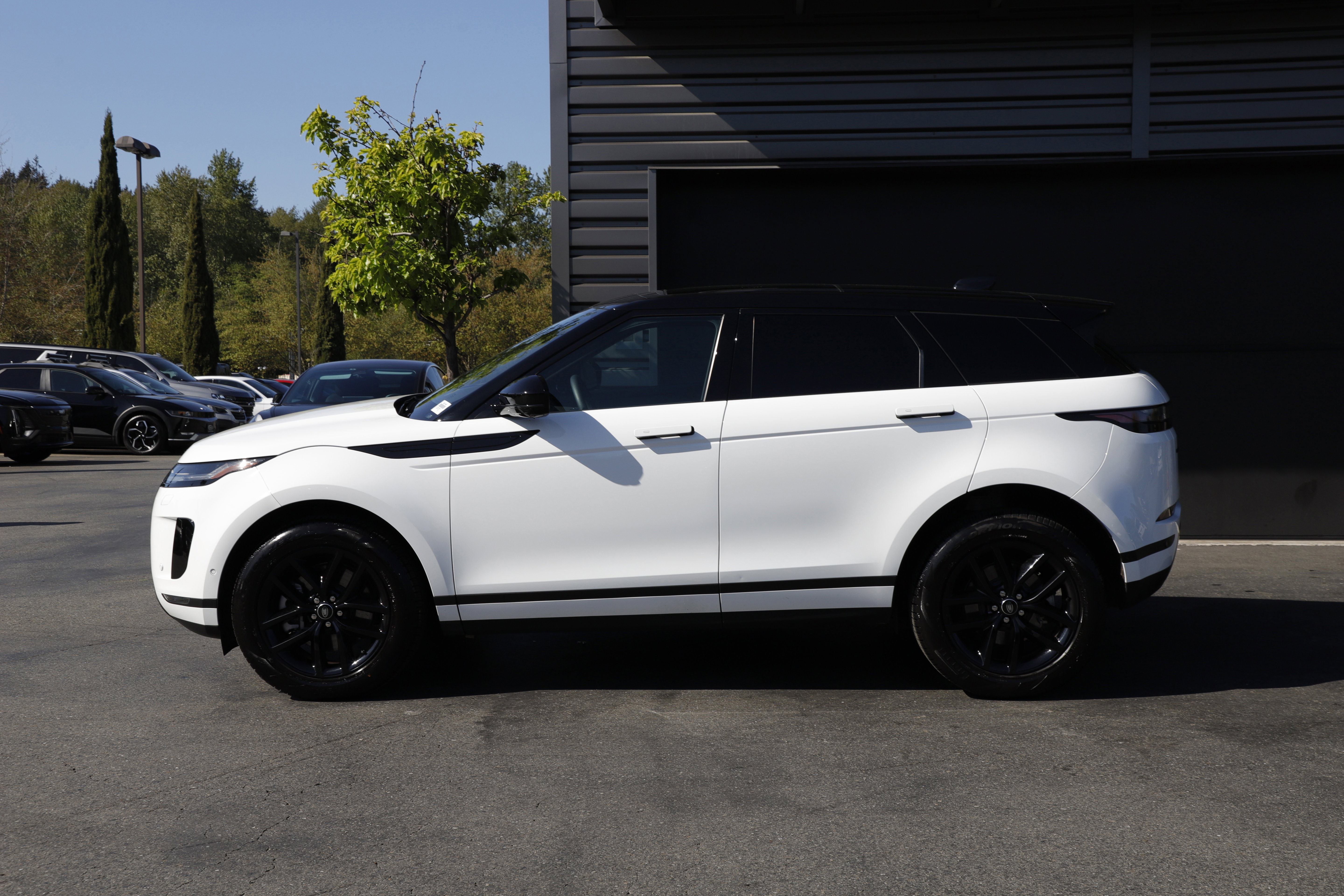 Certified 2025 Land Rover Range Rover Evoque S AWD/4WD image 7