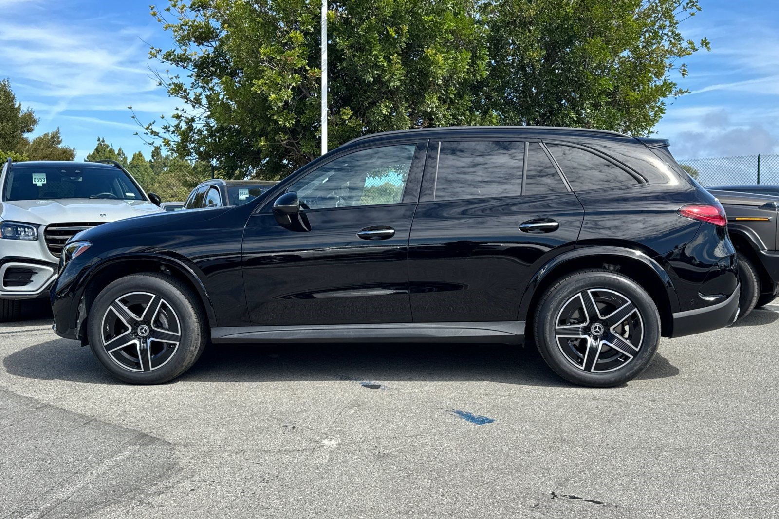 Certified 2024 Mercedes-Benz GLC 300 image 2