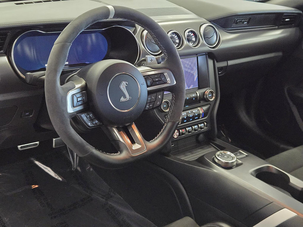 Used 2020 Ford Mustang Shelby GT500 w/ Technology Package RWD image 6