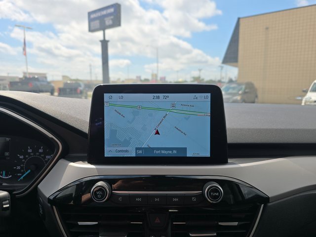 Used 2022 Ford Escape SEL image 16