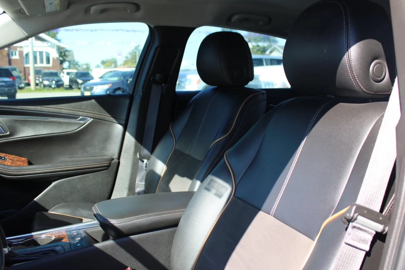 Used 2014 Chevrolet Impala LT FWD image 13