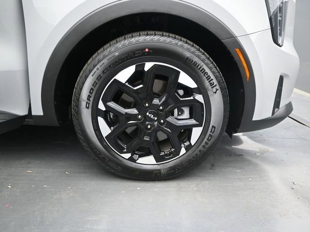 Used 2025 Kia Sorento S w/ Panoramic Sunroof Package FWD image 17