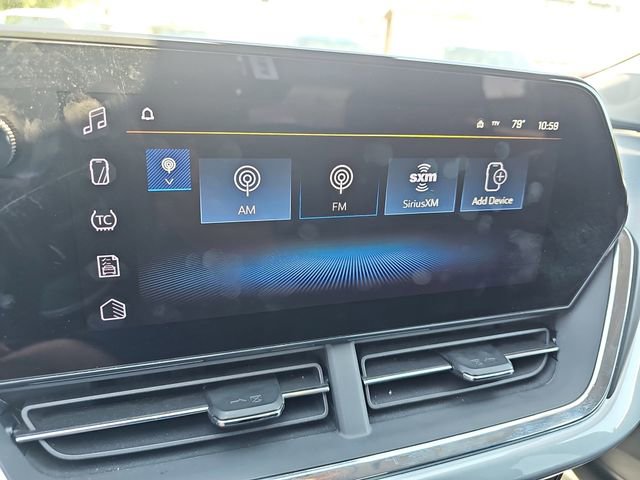 Used 2025 Chevrolet Trax LT w/ LT Convenience Package FWD image 46