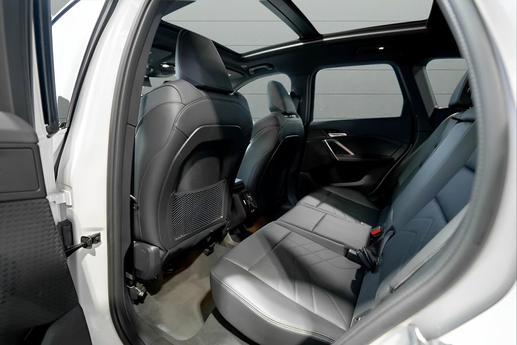 Used 2024 BMW X1 xDrive28i w/ M Sport Package image 31