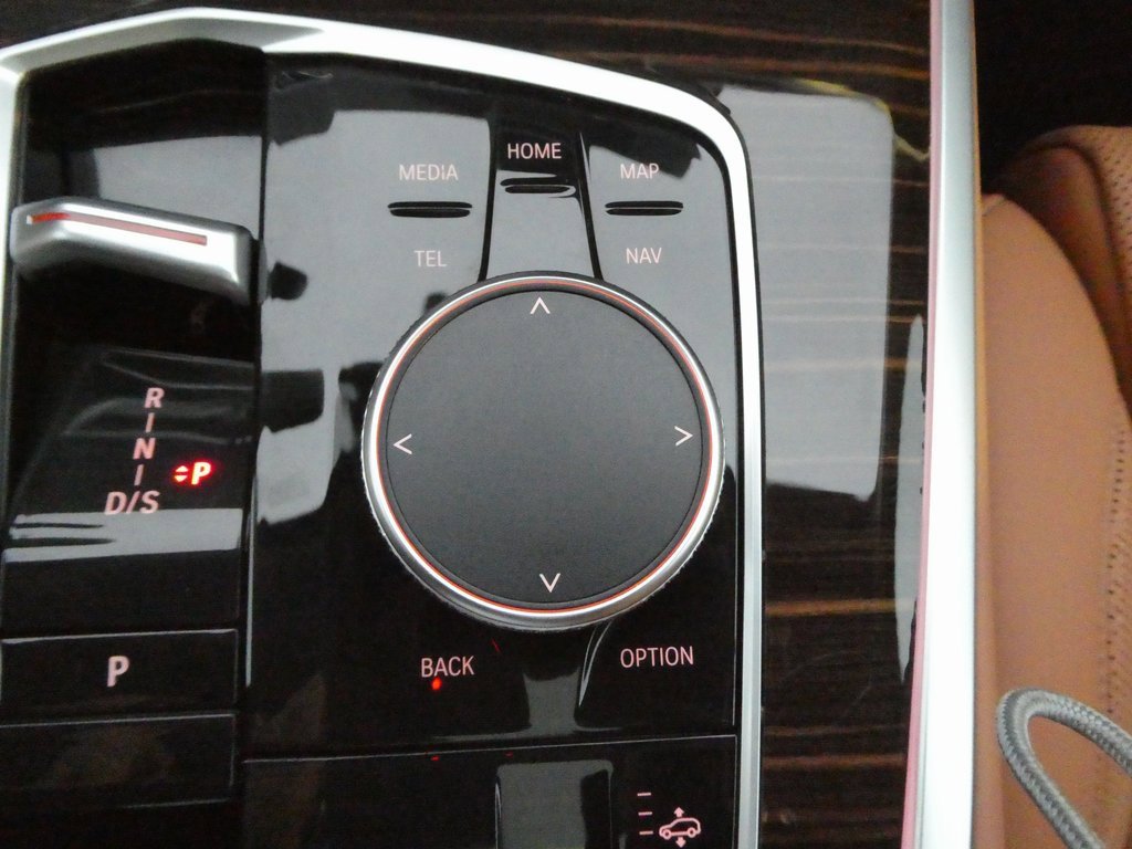 Used 2026 BMW X7 xDrive40i image 21