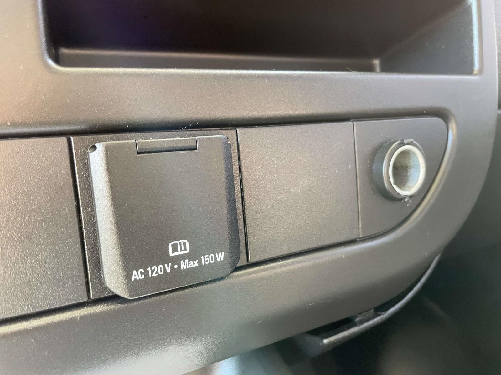 Used 2020 Chevrolet Express 2500 w/ Driver Convenience Package RWD image 23