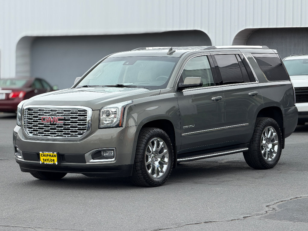 Used 2018 GMC Yukon Denali w/ Open Road Package AWD/4WD image 19