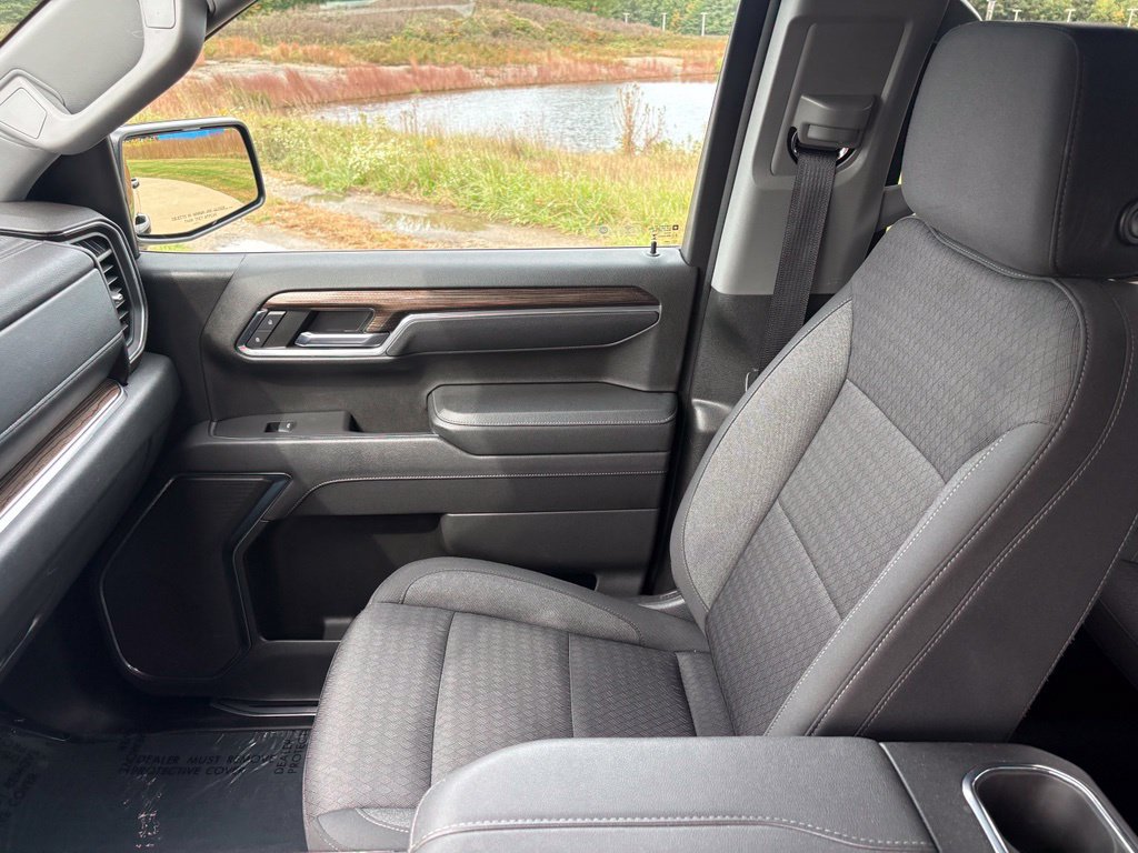 Used 2023 Chevrolet Silverado 1500 LT Trail Boss w/ Protection Package AWD/4WD image 16